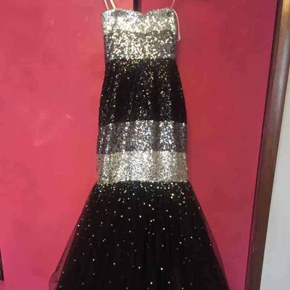 Beautiful Prom black sequin dress - image 1