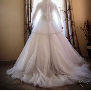 Wedding Dress with veil - image 1