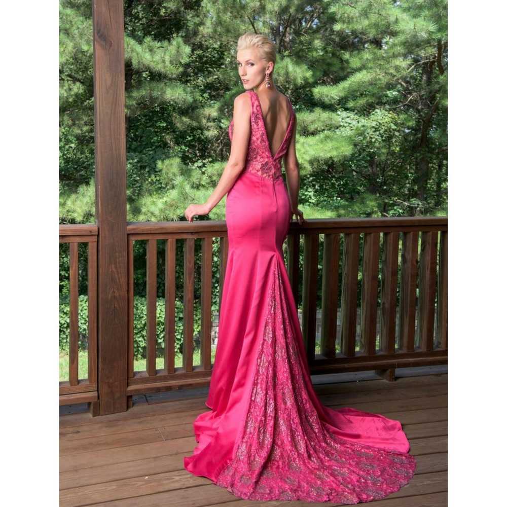 Vienna Plunging Lace Bodice Train Prom Dress Pink… - image 1