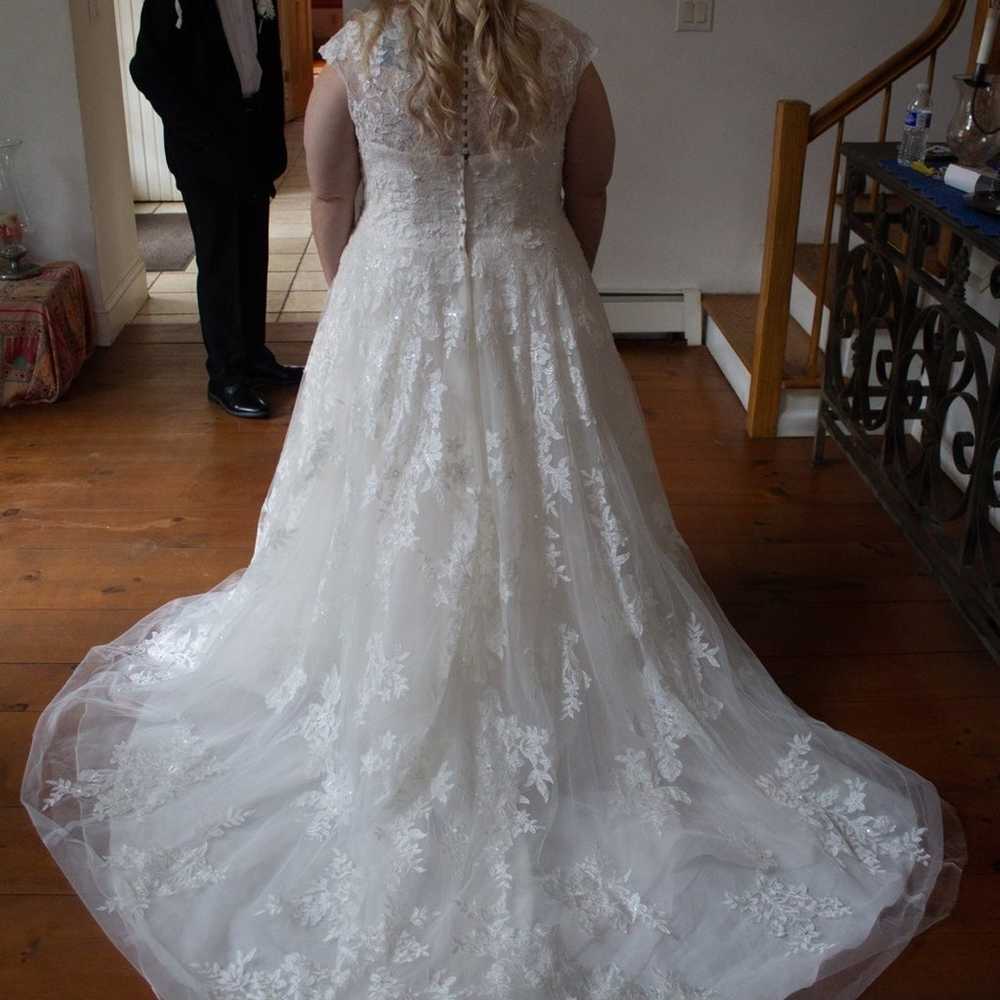 Ivory wedding dress - image 3