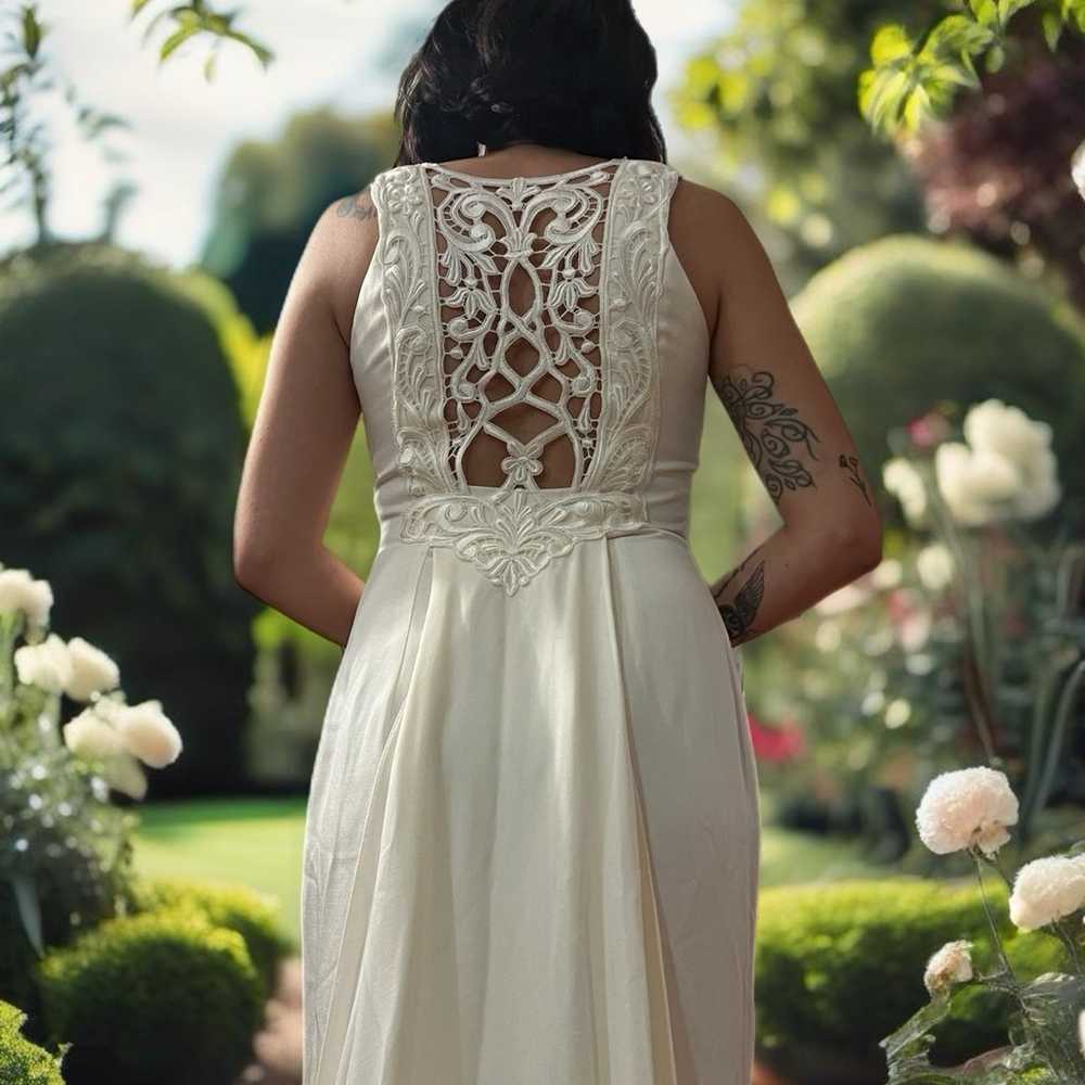 Jessica McClintock Ivory Wedding Dress - image 3