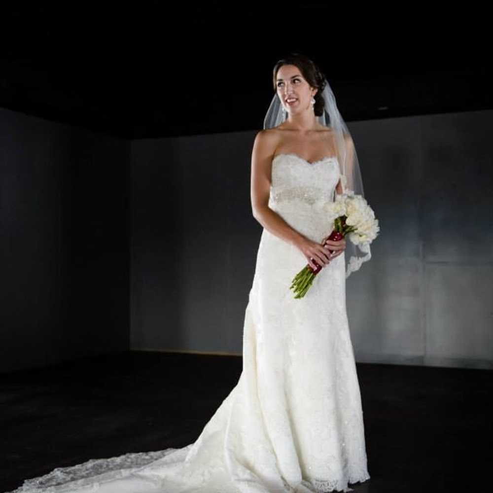 Casablanca Ivory Wedding Dress - image 2