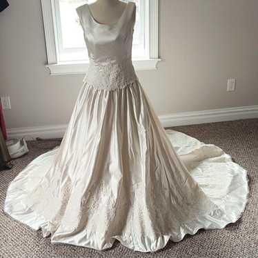 Mon cheri size 12 wedding dress - image 1