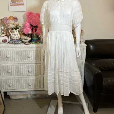 Doen 100% cotton Lacey eyelet midi dress in white… - image 1