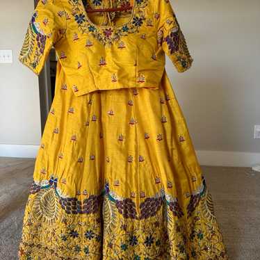 Beautiful yellow lehenga - image 1