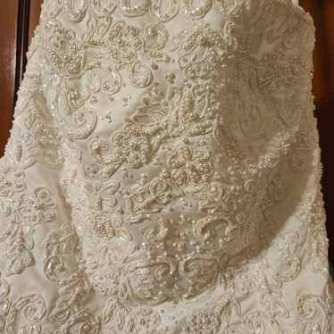 Wedding dress size 8 - image 1