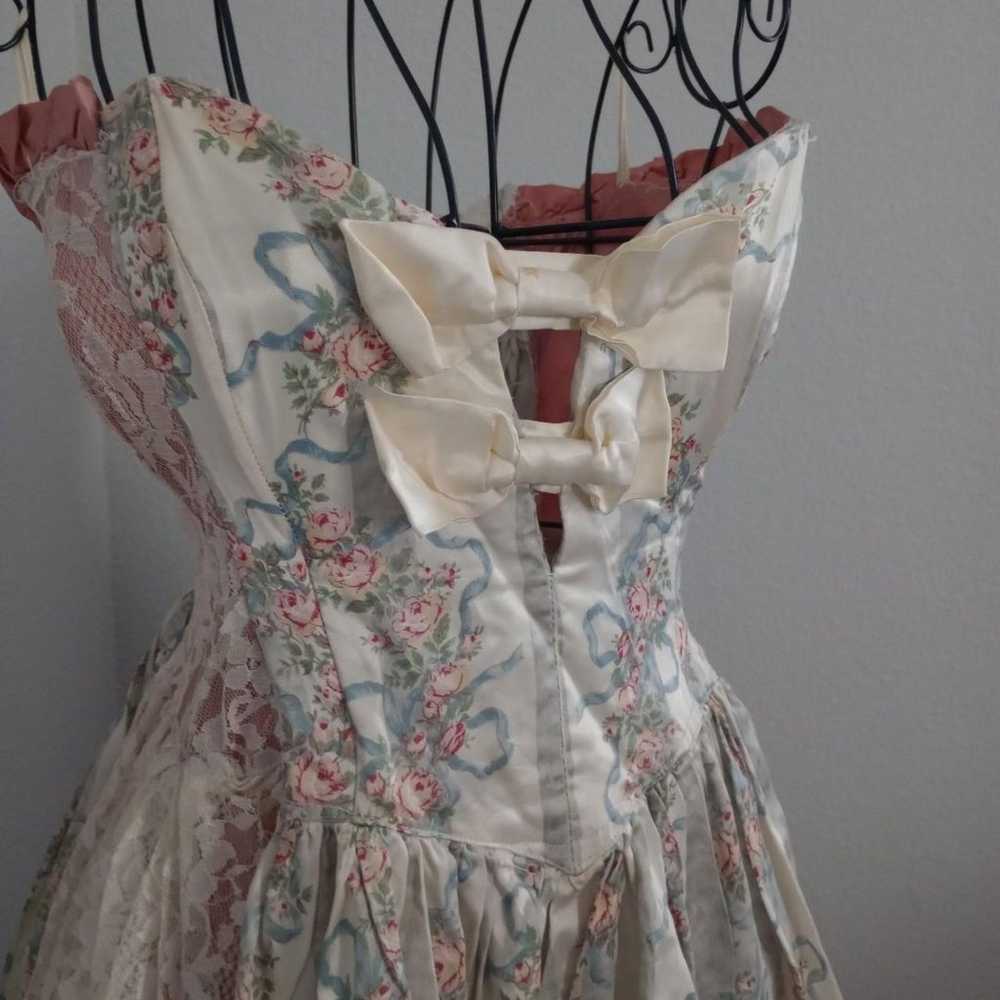 Vintage Pink Floral Ribboned Lace Princess Dress - image 3