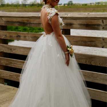 wedding dresses - image 1