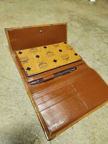 MCM 70's 3 Fold Wallet set