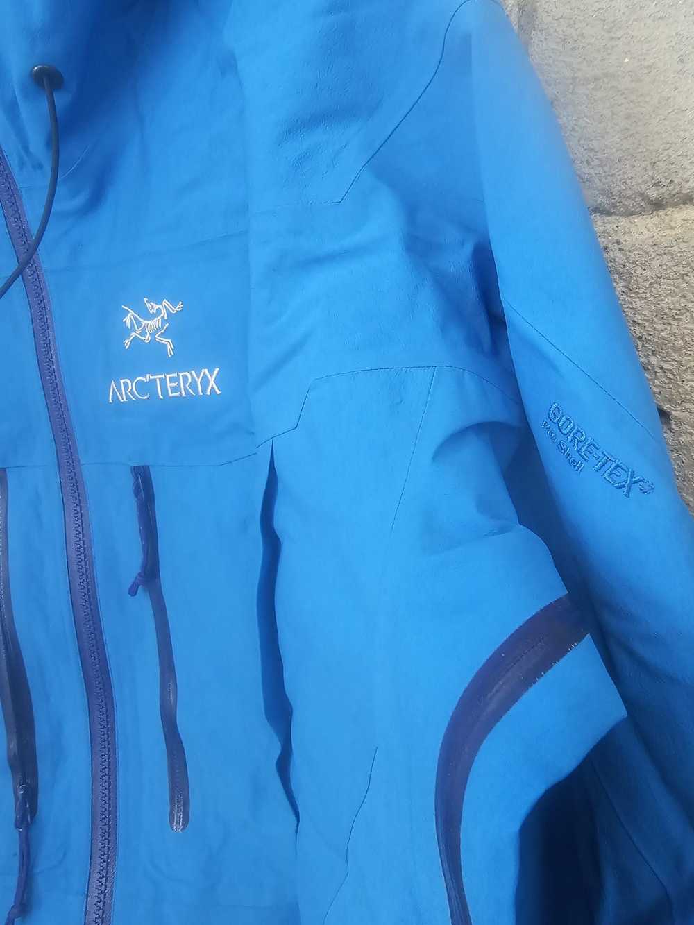 Arc'Teryx Arc'teryx Alpha SV - Made in Canada - B… - image 2