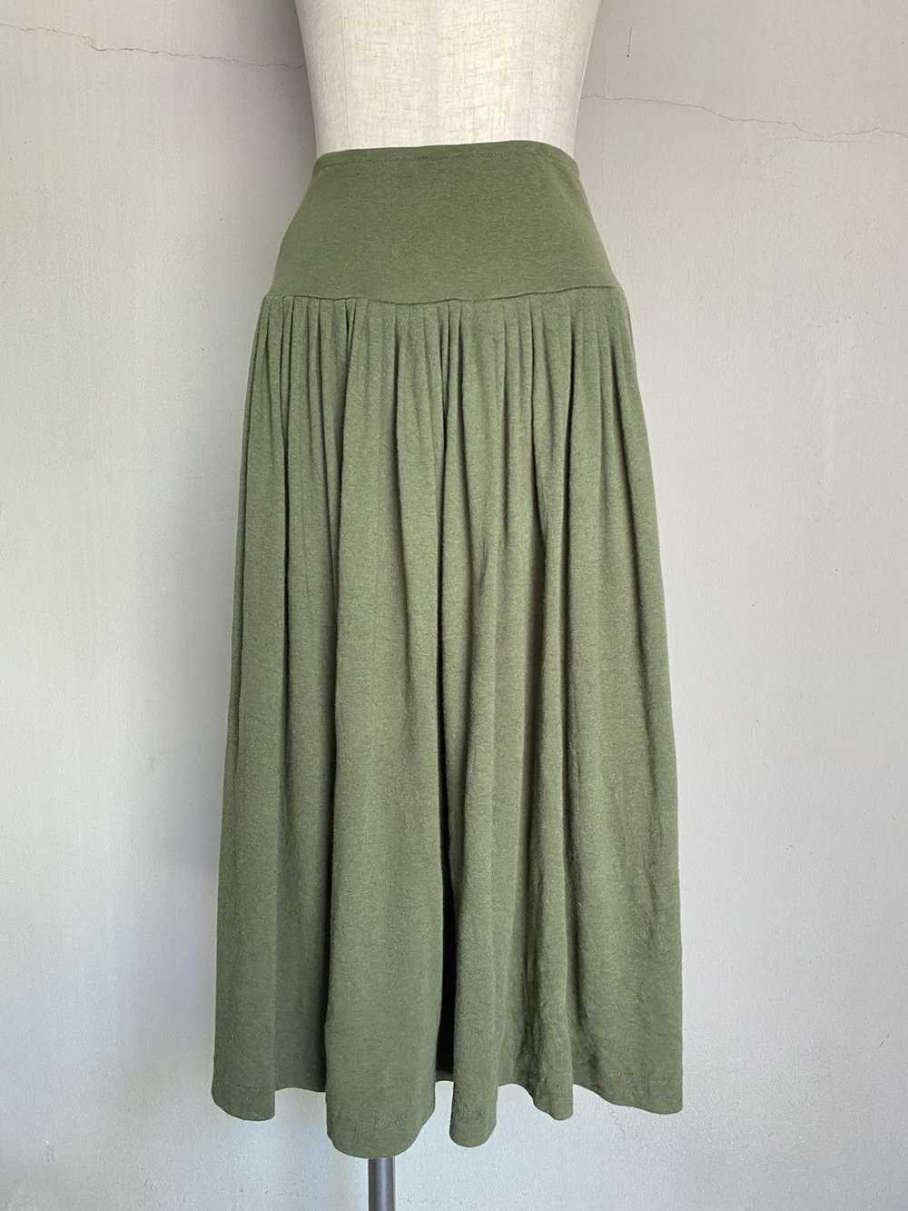 Norma Kamali NORMA KAMALI Olive Green Gathered Sk… - image 12