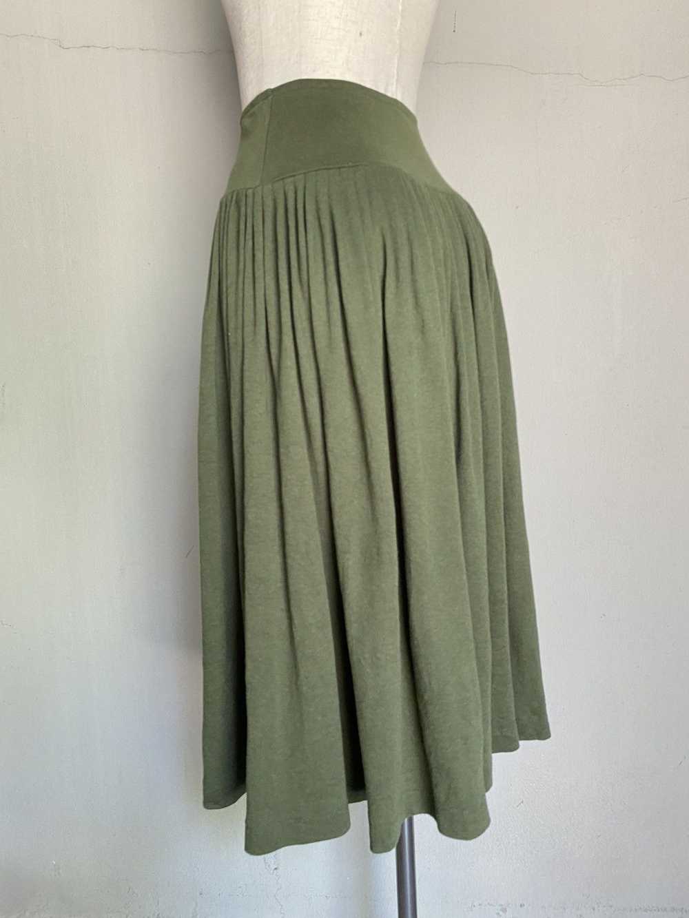 Norma Kamali NORMA KAMALI Olive Green Gathered Sk… - image 2