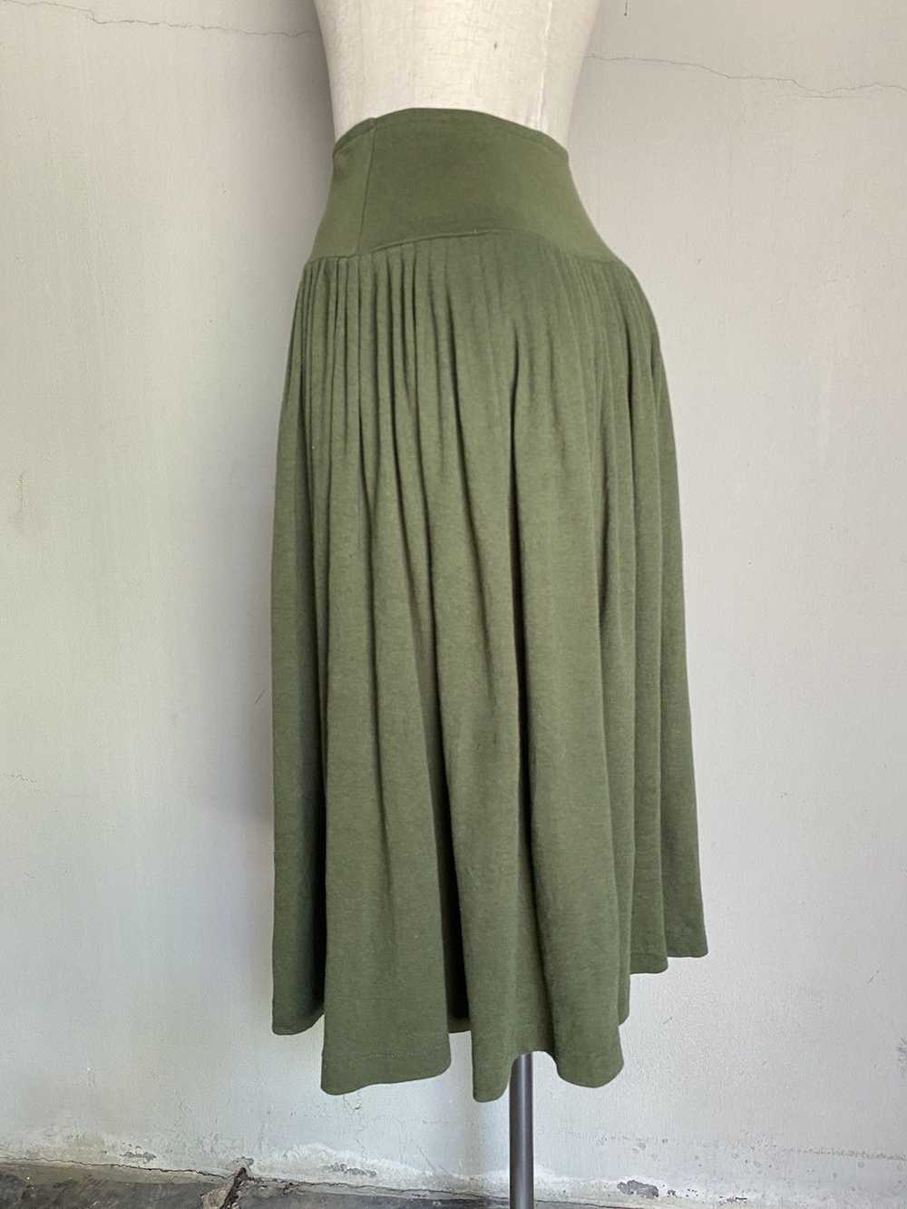 Norma Kamali NORMA KAMALI Olive Green Gathered Sk… - image 3