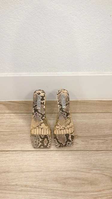 Designer Cape Robbin Heels Snake Print