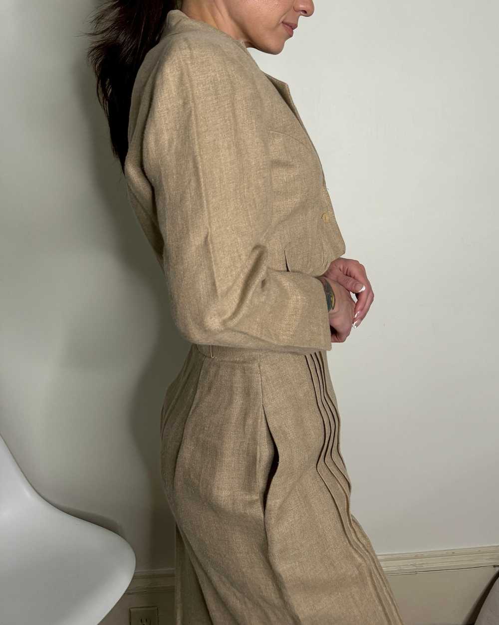 vintage Gordon Henderson womens suit / taupe line… - image 4