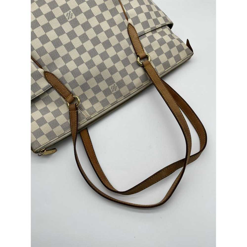 Louis Vuitton Totally leather handbag - image 9