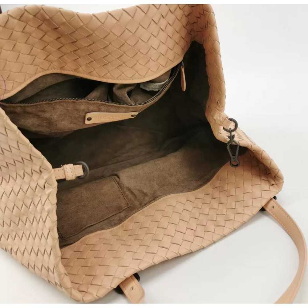 Bottega Veneta Fourre-Tout leather handbag - image 7