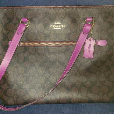 Coach Gallery Tote In Rainbow Signature Canvas cheapest CA555