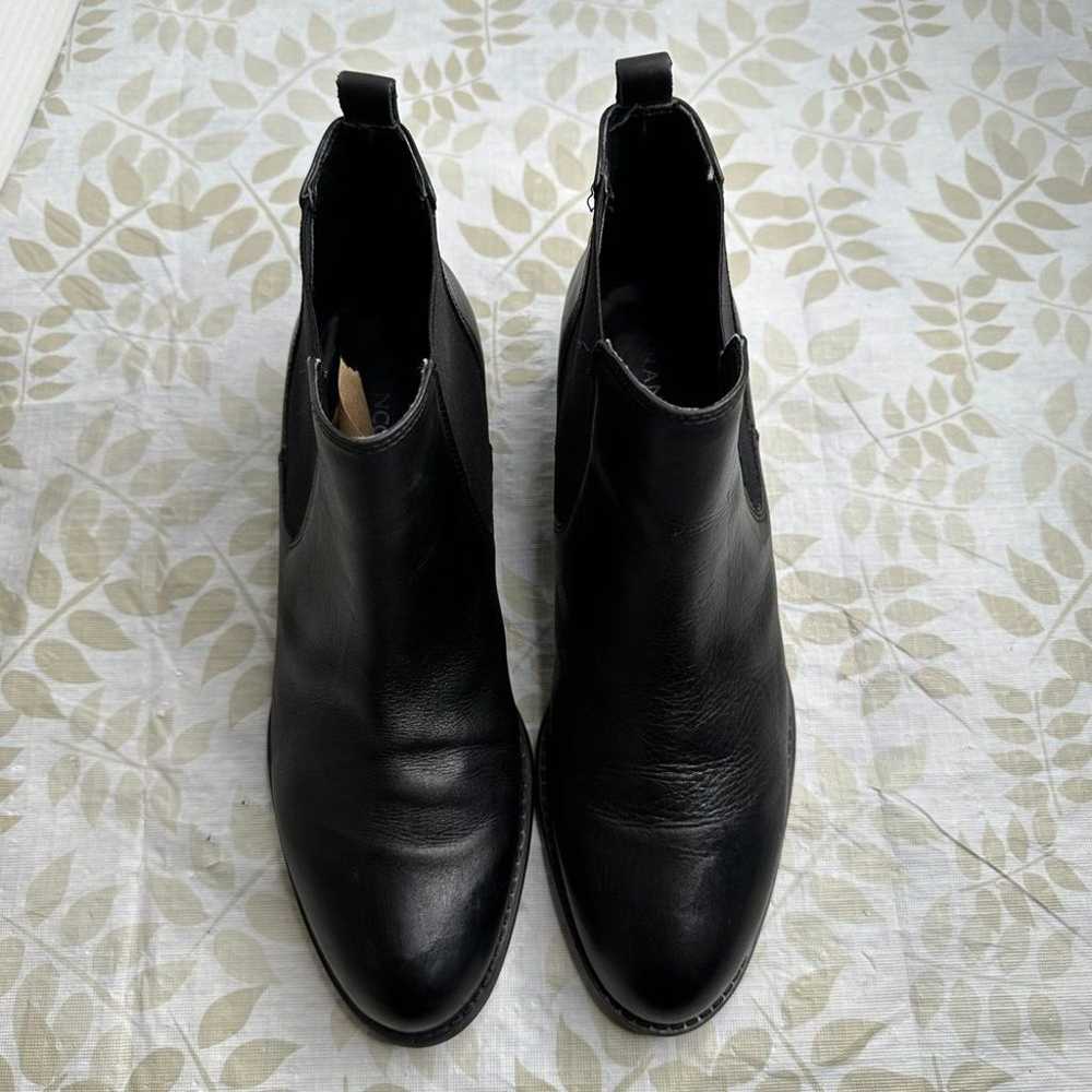 Franco Sarto Black Leather Chelsea Ankle Boots Cl… - image 2