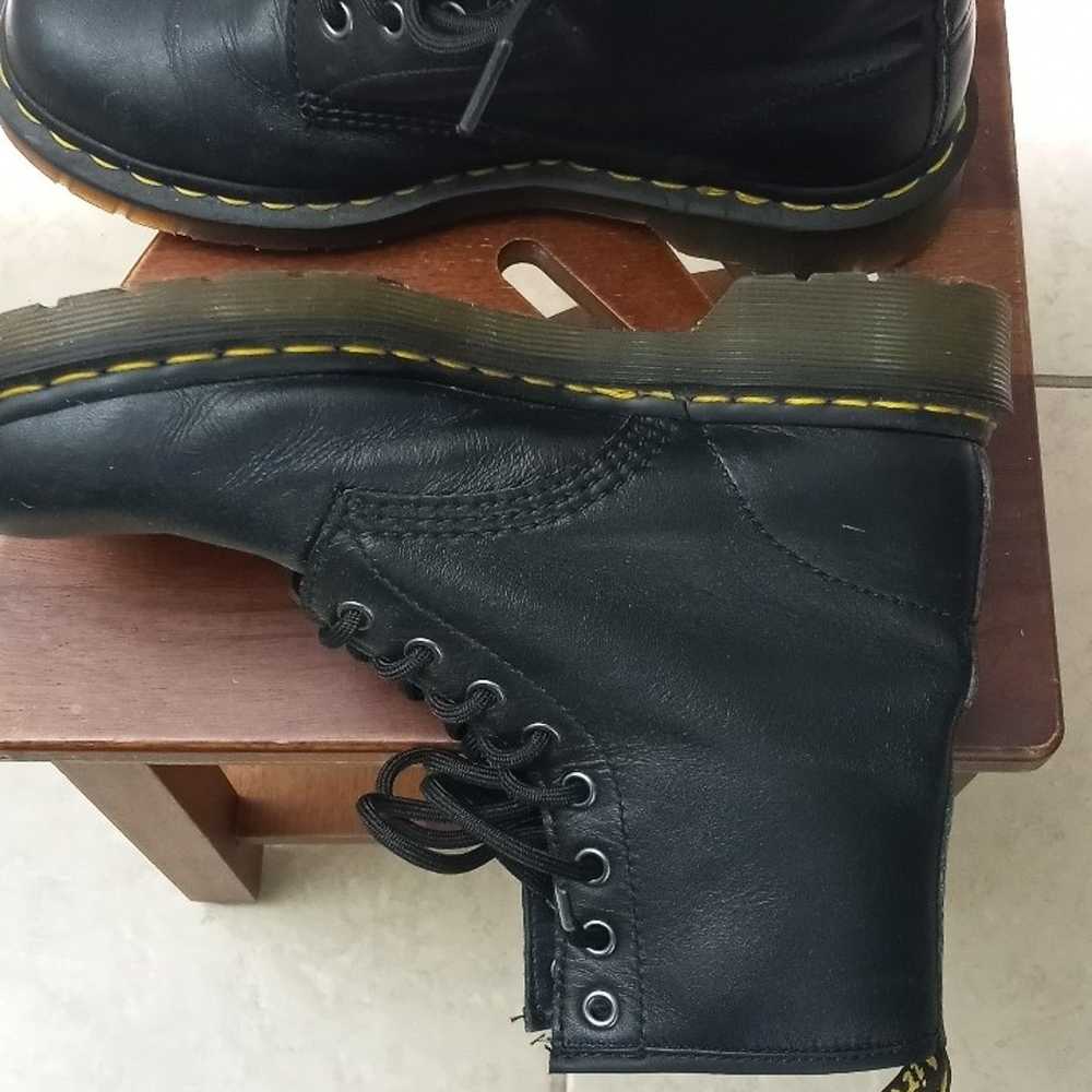 Black Leather Doc Martens Lace Ups Boots Dr. Mart… - image 7