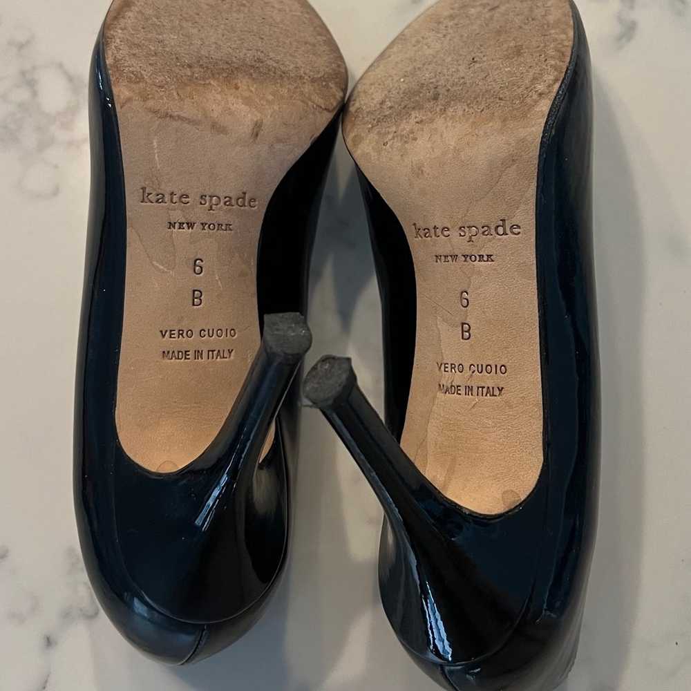 Kate Spade Patent Leather Pumps Glossy Black High… - image 6