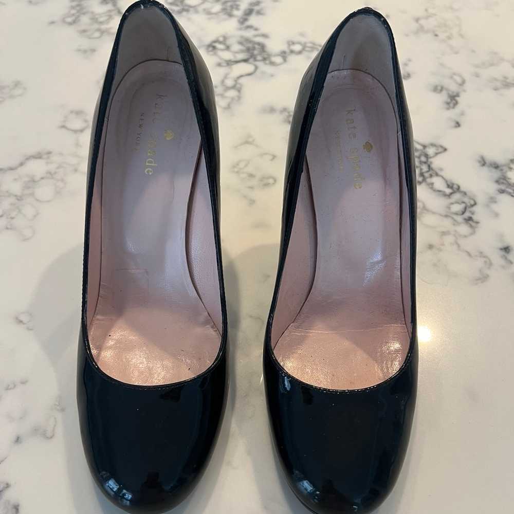 Kate Spade Patent Leather Pumps Glossy Black High… - image 7