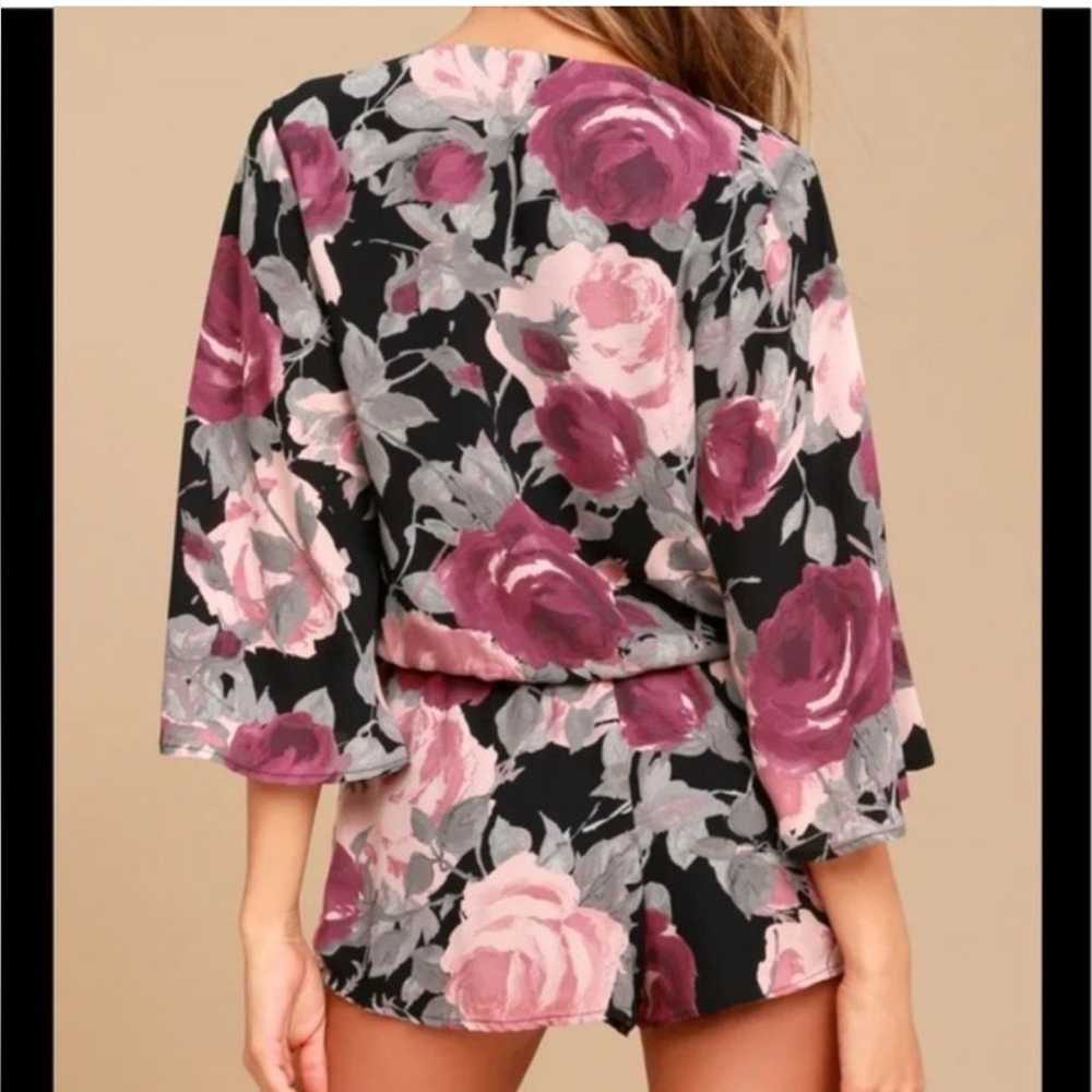 Lulus What’s Bloomin Bell Sleeve Black, Pink & Gr… - image 2