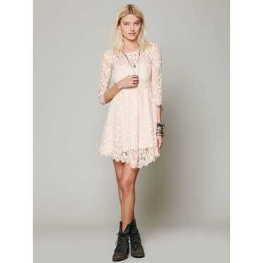 FREE PEOPLE Women's White Lace Fully Lined Adjust… - image 1