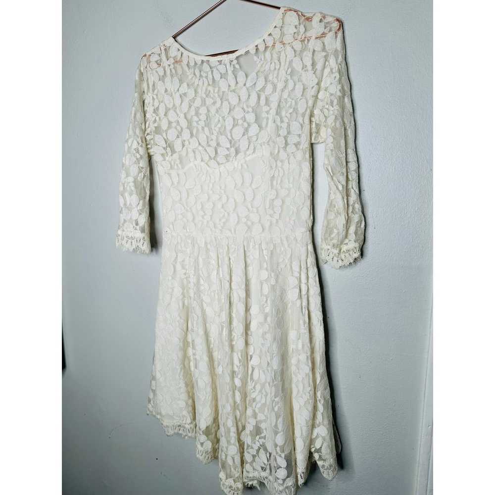 FREE PEOPLE Women's White Lace Fully Lined Adjust… - image 3