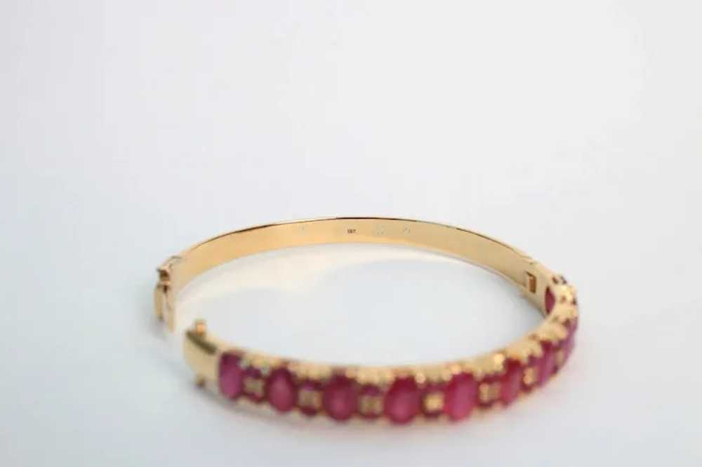 18k Yellow Gold Ruby Bangle, 6.75 inches - 22.0g - image 6