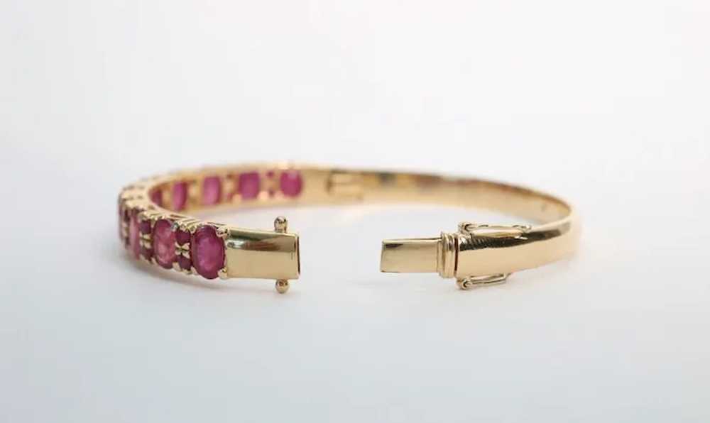 18k Yellow Gold Ruby Bangle, 6.75 inches - 22.0g - image 7