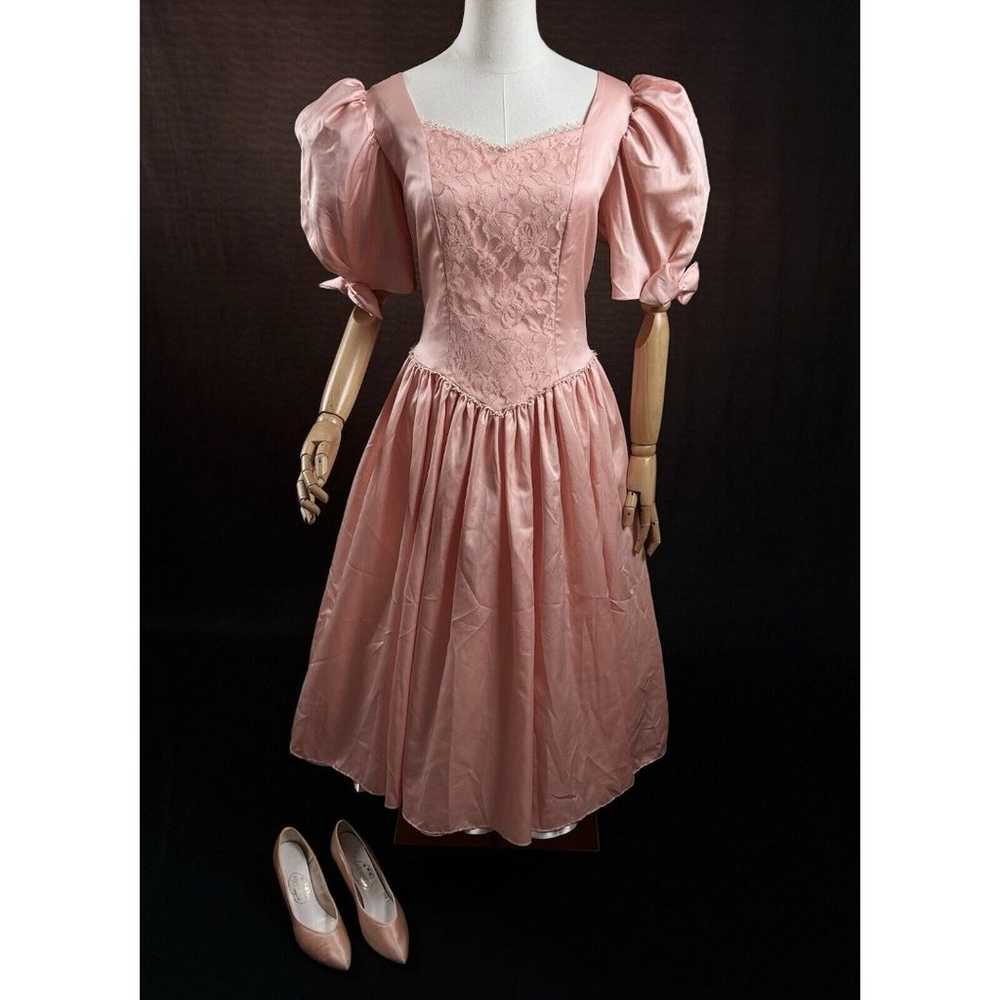 Beautiful Peachy Pink Satin Dress sz Large & Matc… - image 1