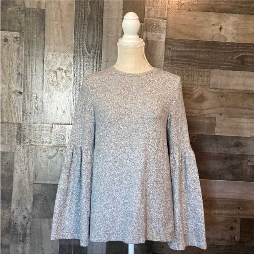 ZARA gray long bell sleeve top small fuzzy casual… - image 11