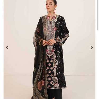 Pakistani dresses - image 1