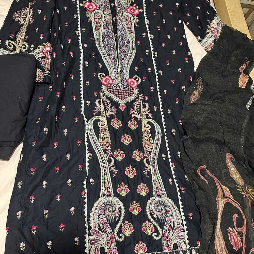 Pakistani dresses - image 3