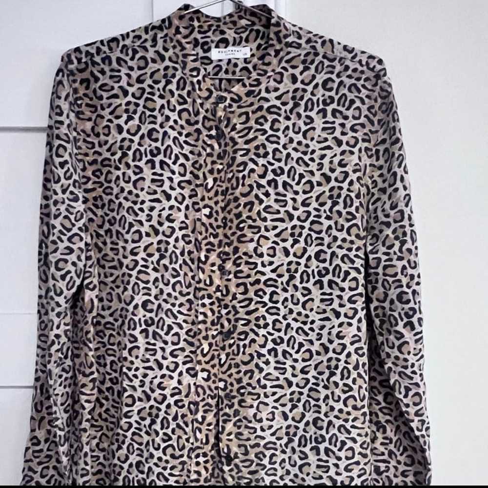 EQUIPMENT- 100% Silk- Leopard Print Long Sleeve B… - image 1