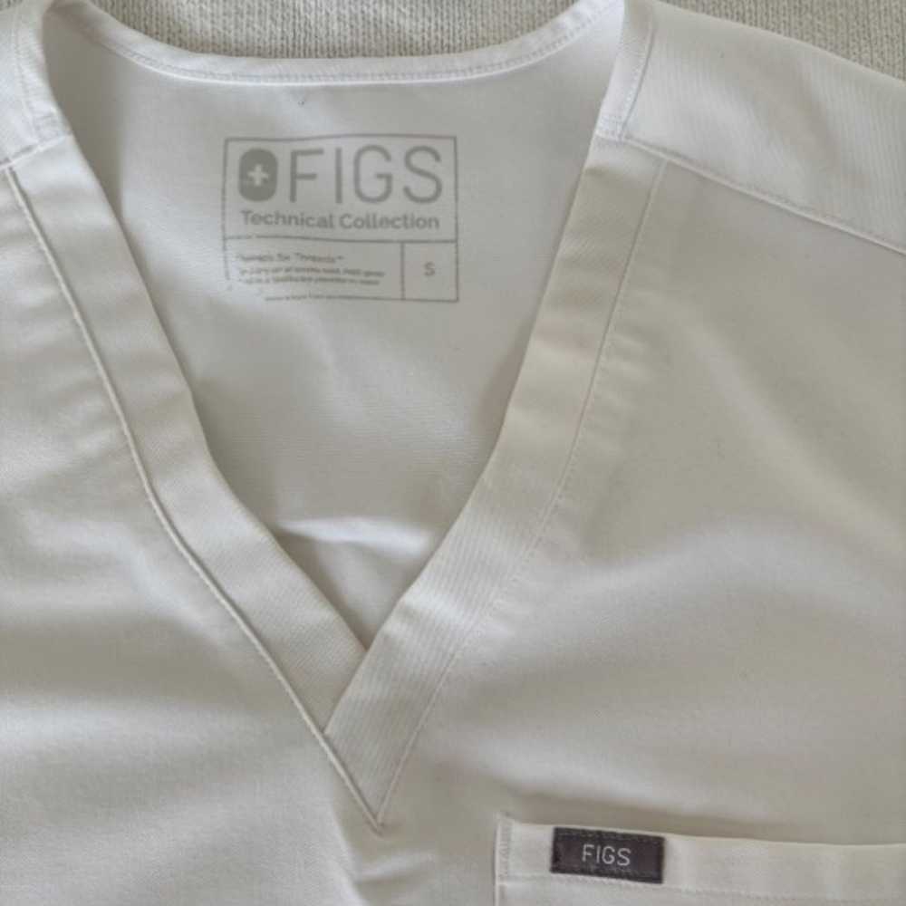 Figs White Set - image 3