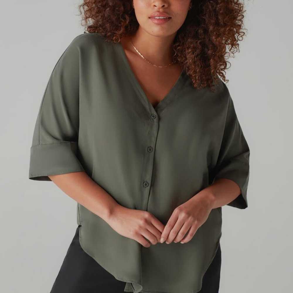 Vetta The Boyfriend V-Neck Tencel Button Up Rever… - image 3