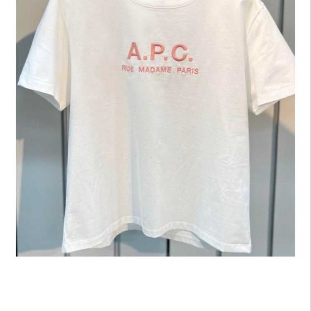 A.P.C. x Demi-Luxe BEAMS Exclusive T-Shirt Rose P… - image 4