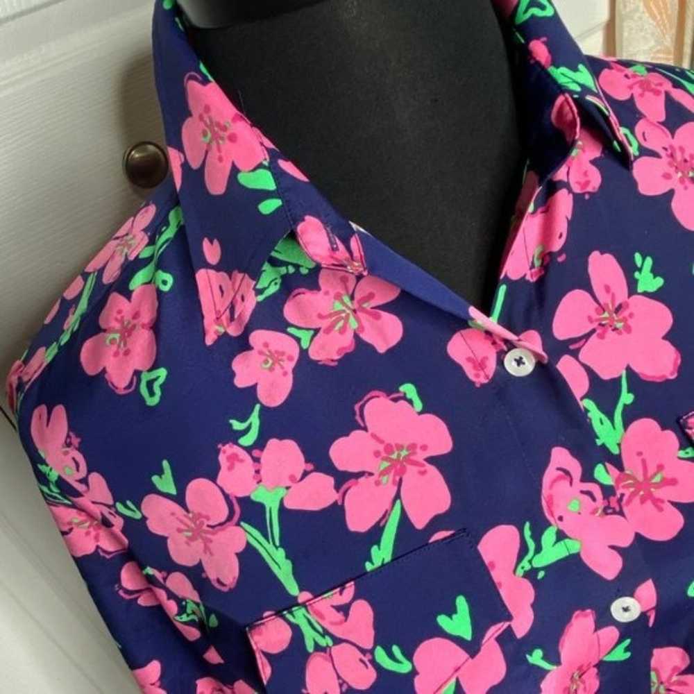 LILLY PULITZER Button-down Floral Blouse EUC! - image 2