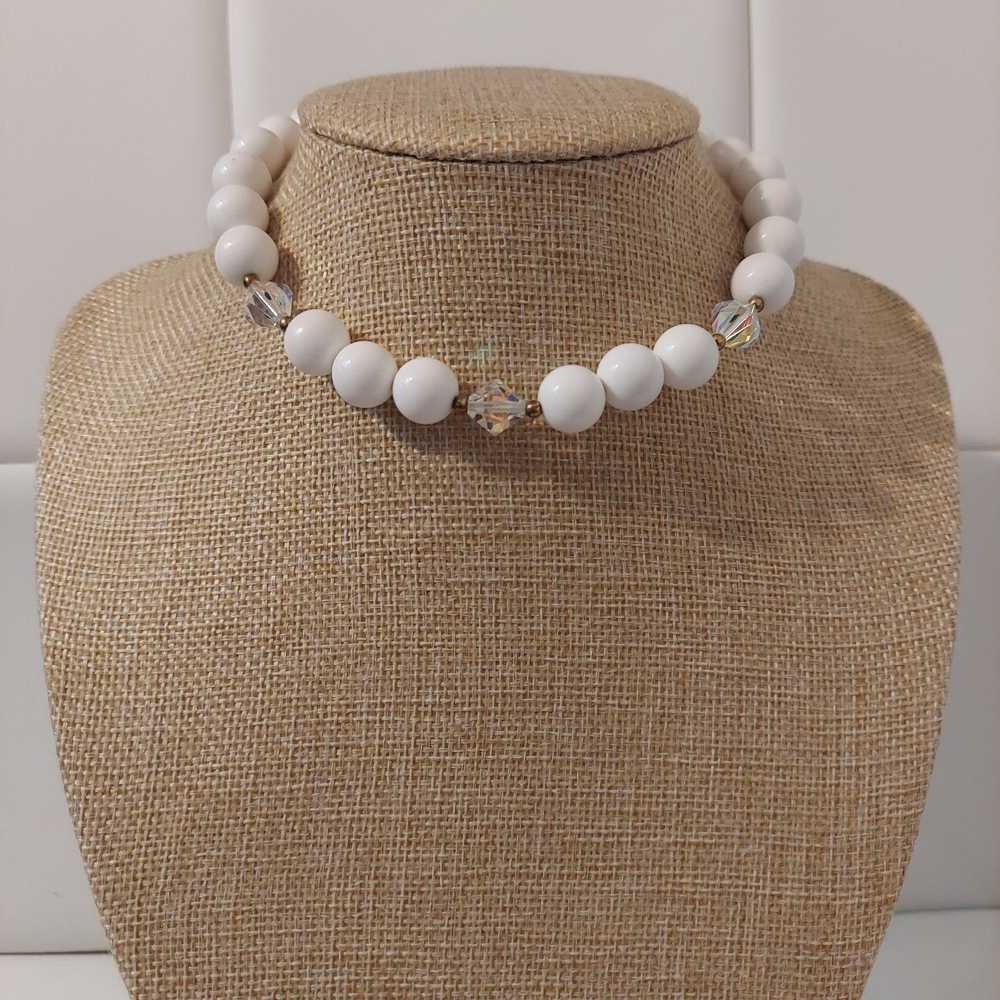 Vintage Vintage Lisner White Beads and Crystals 1… - image 1