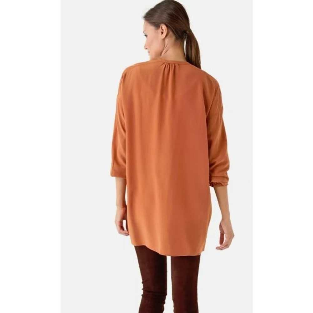 VINCE Oversized 100% Silk Gingersnap V-neck Blous… - image 3