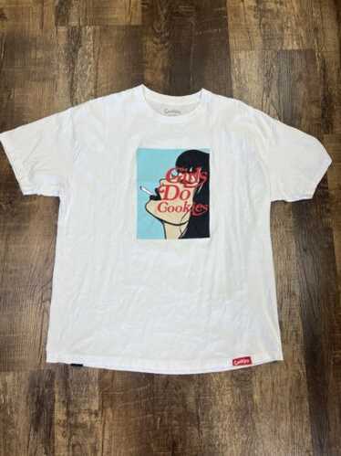 【 Cookies 】Tape Tee ロゴ Tシャツ Cookies logo tee - Gem