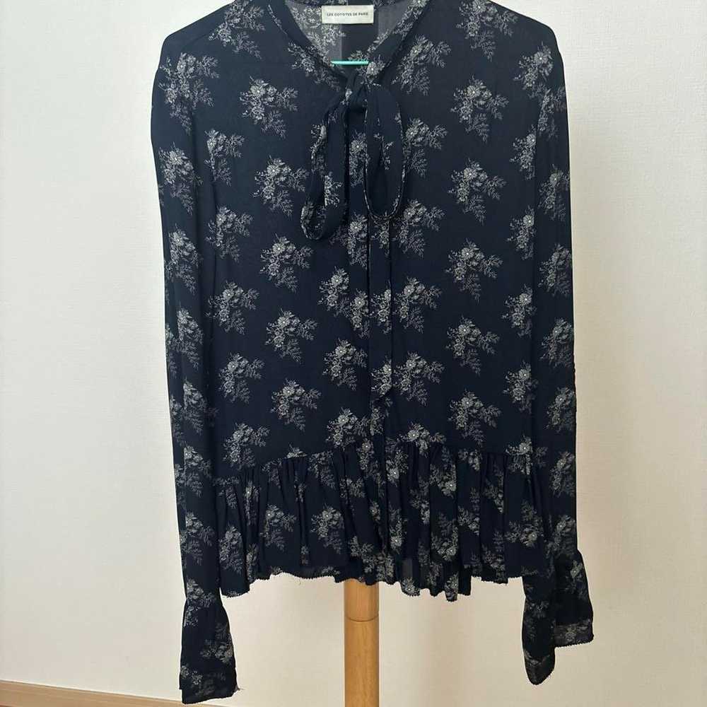 Navy floral ribbon tie long-sleeve shirt - image 1