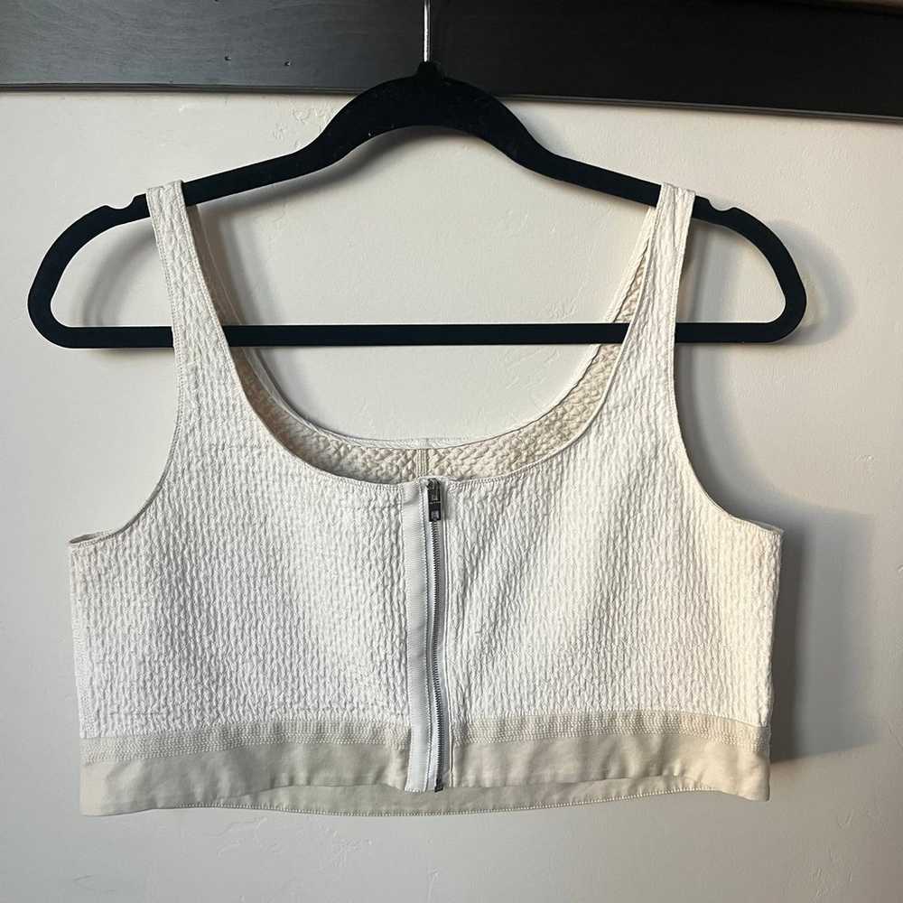 Rag & Bone Crop Top as seen on Taylor Swift - image 5