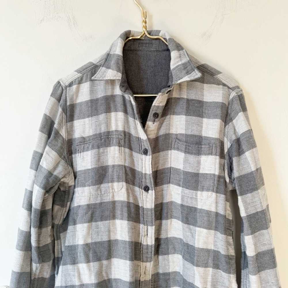 Faherty Belmar Reversible Flannel Gray Buffalo Pl… - image 4