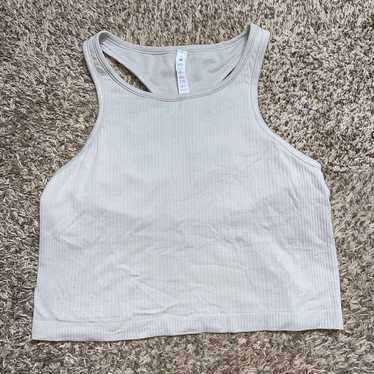 Lululemon ebb to street crop