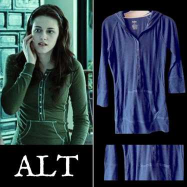 BUNDLE ASO Bella swan button down buy babydoll Sweater