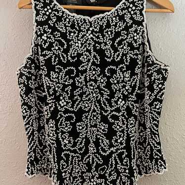 Sleeveless top dressbarn signature