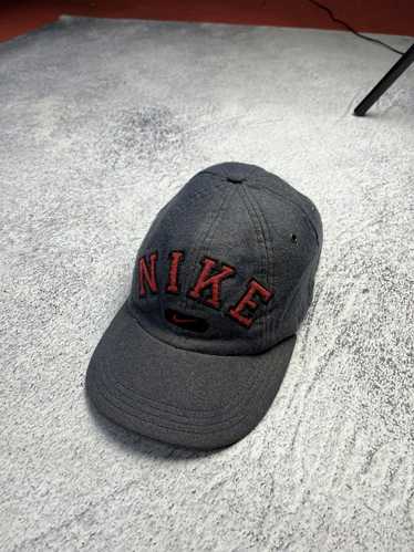 Nike × Streetwear × Vintage Vintage Nike Distress… - image 1